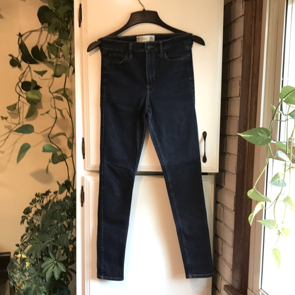 Size 4 27”/31” high rise super skinny jeans